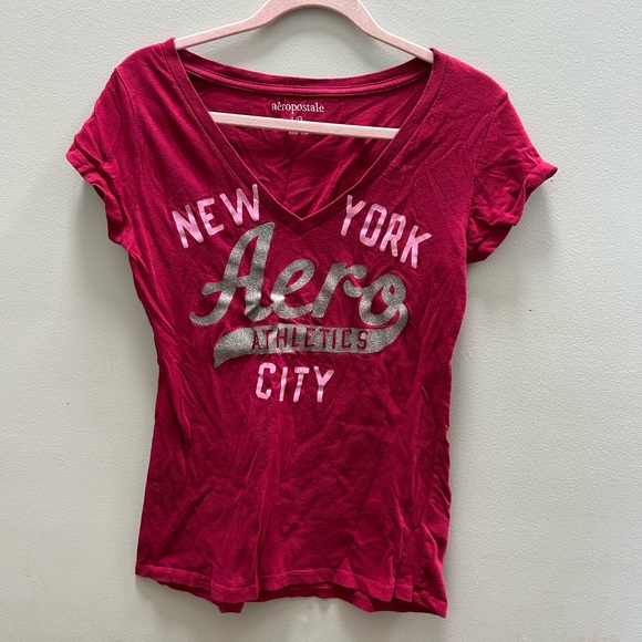 Aeropostale Tops - Aeropostale Women's Pink Graphic V-Neck Tee Y2K Size Large